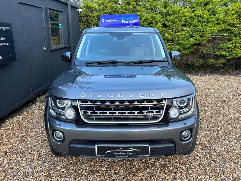 View LAND ROVER DISCOVERY 4 3.0 SD V6 Graphite 