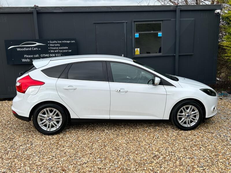 View FORD FOCUS 1.6 TDCi Titanium 