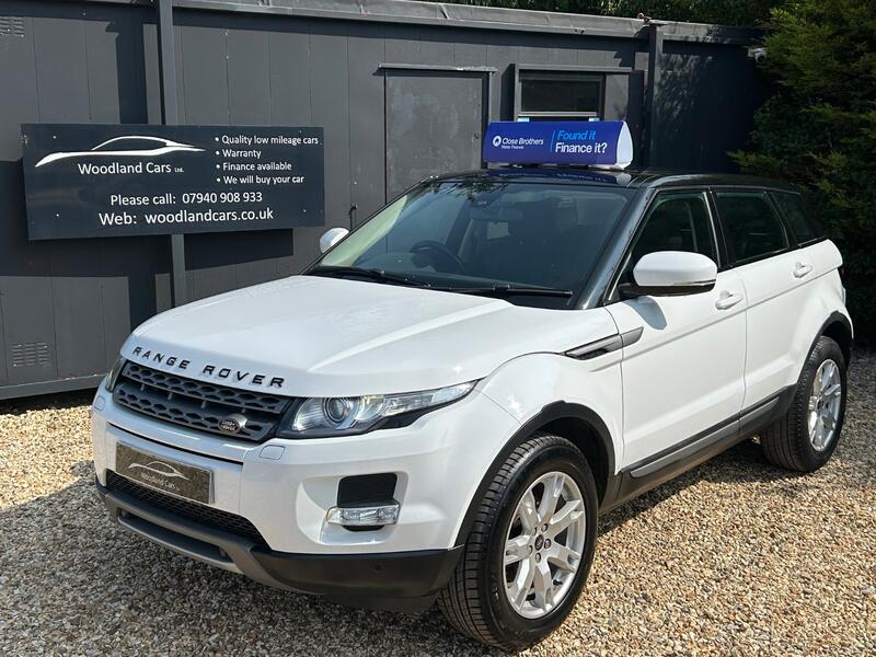 View LAND ROVER RANGE ROVER EVOQUE 2.2 SD4 Pure