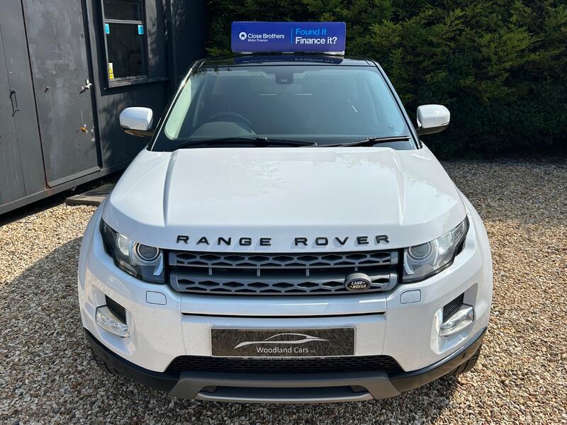 View LAND ROVER RANGE ROVER EVOQUE 2.2 SD4 Pure