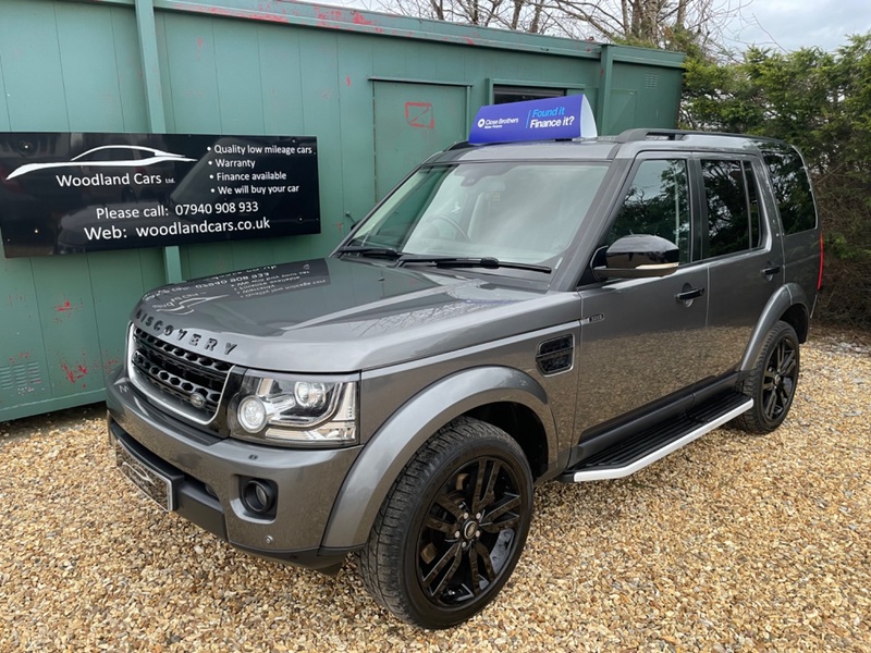 View LAND ROVER DISCOVERY 4 SDV6 HSE LUXURY, STUNNING SPECIFICATION