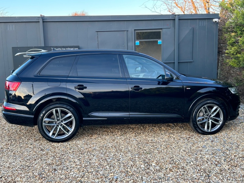 View AUDI Q7 TDI QUATTRO S LINE WITH JUST 41517 MILES