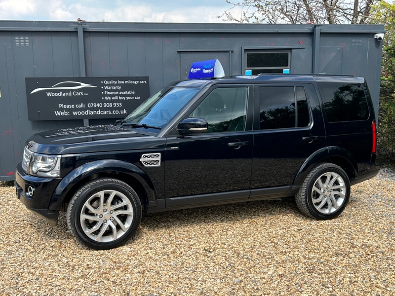 View LAND ROVER DISCOVERY 4 3.0 SD V6 HSE WITH JUST 82570 MILES