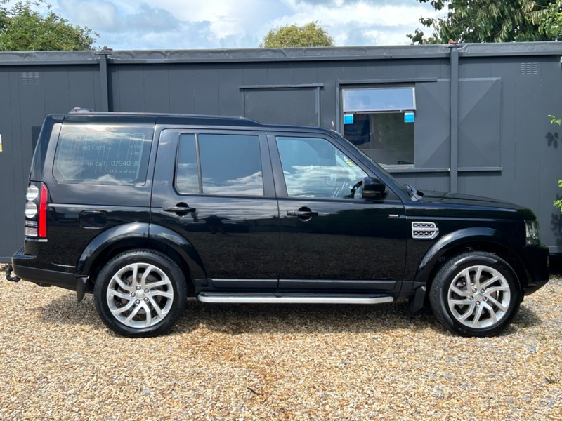 View LAND ROVER DISCOVERY 4 3.0 SD V6 HSE WITH JUST 63123 MILES